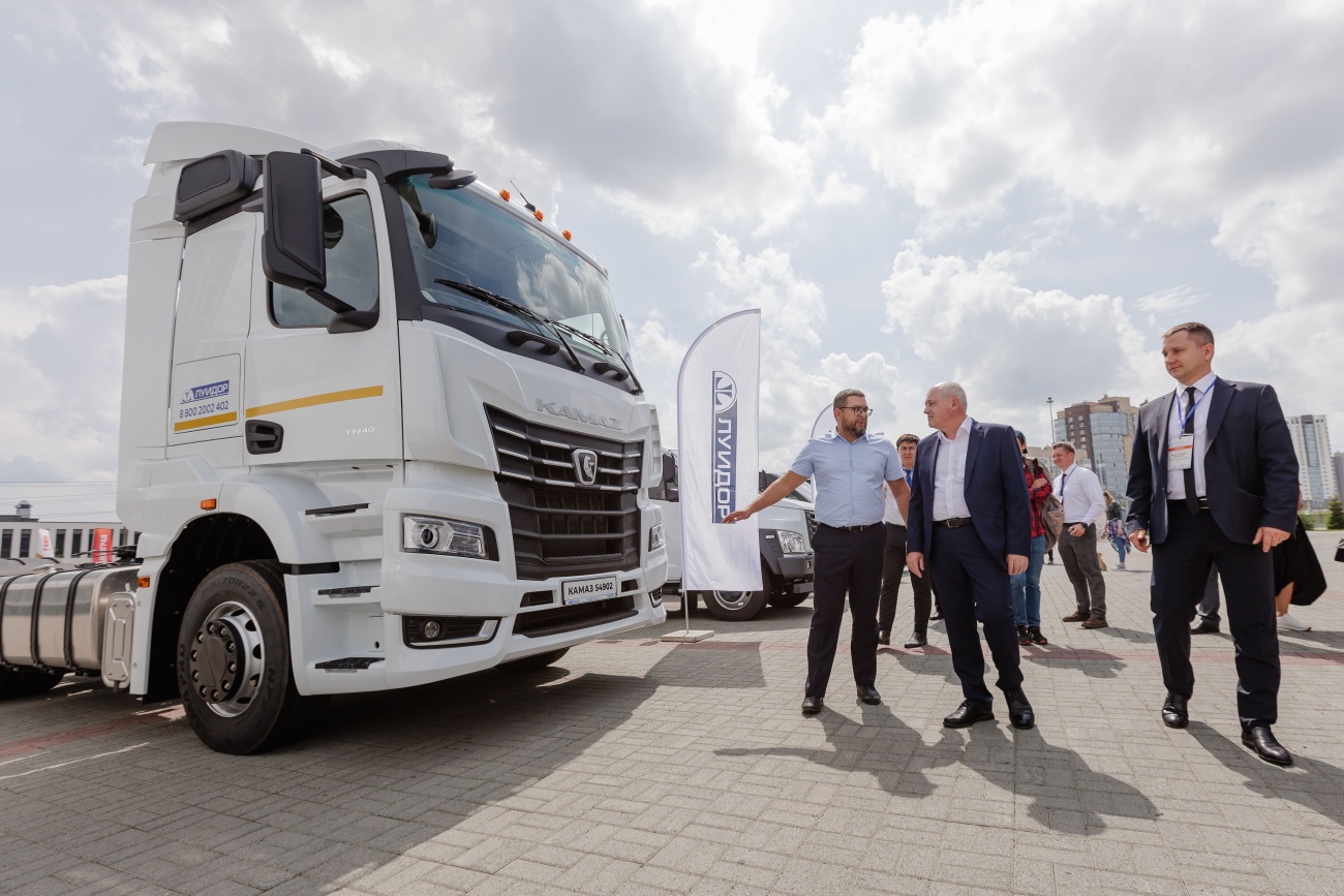 2025-06-19_14-20-03_Уральский_автосалон_097 (2).jpg